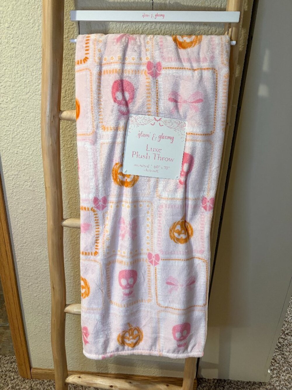 Glam & Gloom Pink Halloween Plush Throw Blanket 60x70 Skull Pumpkin Bows NWT